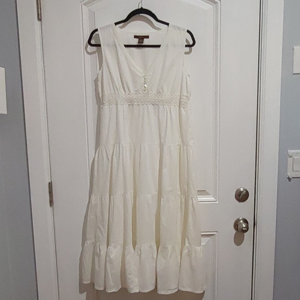 Pleated Midi Sundress with V-Neck